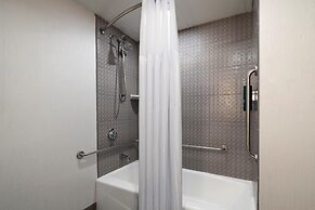 DoubleTree by Hilton Richmond - Midlothian