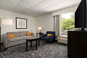 DoubleTree by Hilton Richmond - Midlothian