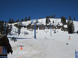 Truckee Donner Lodge