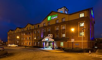 Holiday Inn Express Stoke On Trent, an IHG Hotel
