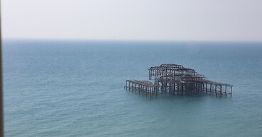 DoubleTree by Hilton Brighton Metropole