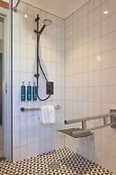 DoubleTree by Hilton Brighton Metropole