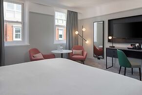 DoubleTree by Hilton Brighton Metropole