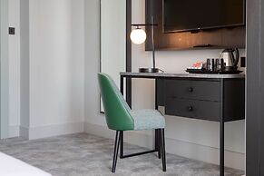 DoubleTree by Hilton Brighton Metropole