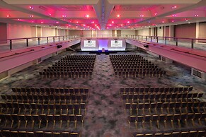 DoubleTree by Hilton Brighton Metropole