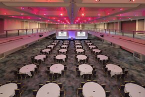 DoubleTree by Hilton Brighton Metropole