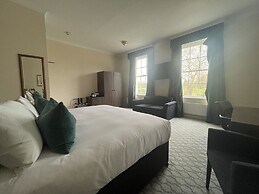 Avisford Park Hotel