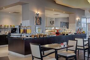 DoubleTree by Hilton Dartford Bridge