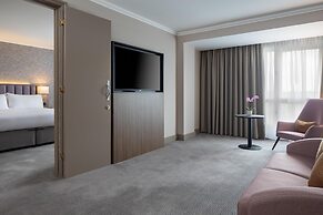 DoubleTree by Hilton Dartford Bridge