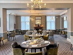 DoubleTree by Hilton St. Anne's Manor