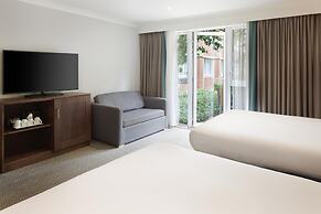 DoubleTree by Hilton St. Anne's Manor