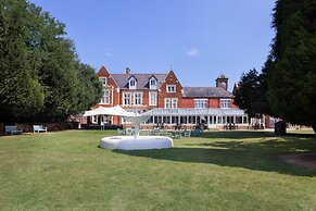DoubleTree by Hilton St. Anne's Manor