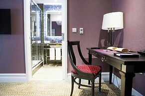 St. Ermins Hotel, Autograph Collection