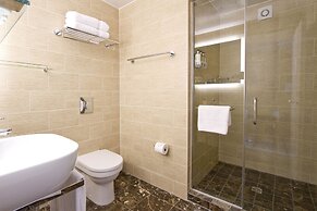 St. Ermins Hotel, Autograph Collection