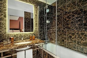 St. Ermins Hotel, Autograph Collection