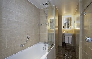 St. Ermins Hotel, Autograph Collection