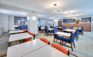 Hampton Inn by Hilton Ottawa
