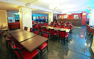 Hampton Inn by Hilton Ottawa
