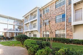 Studio 6 Arlington, TX