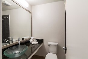 Studio 6 Arlington, TX