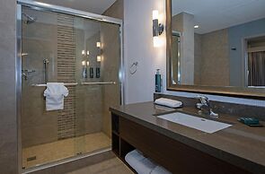 DoubleTree by Hilton Hotel West Edmonton