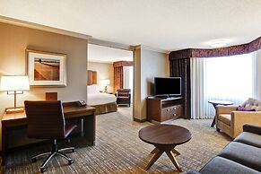 DoubleTree by Hilton Hotel West Edmonton