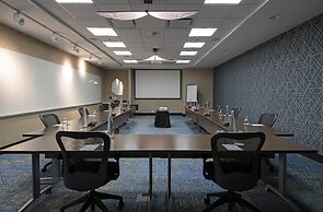 DoubleTree by Hilton Hotel West Edmonton