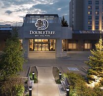 DoubleTree by Hilton Hotel West Edmonton