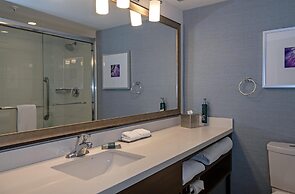 DoubleTree by Hilton Hotel West Edmonton