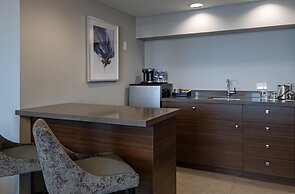 DoubleTree by Hilton Hotel West Edmonton