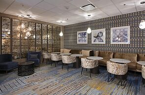 DoubleTree by Hilton Hotel West Edmonton