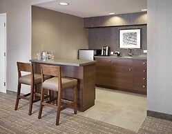 DoubleTree by Hilton Hotel West Edmonton