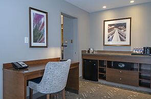 DoubleTree by Hilton Hotel West Edmonton