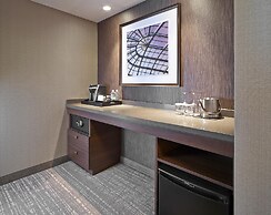 DoubleTree by Hilton Hotel West Edmonton