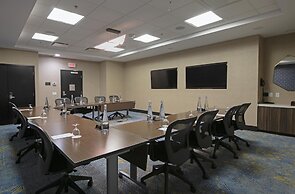DoubleTree by Hilton Hotel West Edmonton