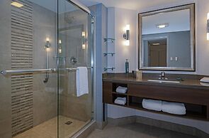 DoubleTree by Hilton Hotel West Edmonton