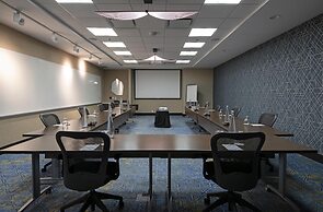 DoubleTree by Hilton Hotel West Edmonton