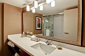 DoubleTree by Hilton Hotel West Edmonton