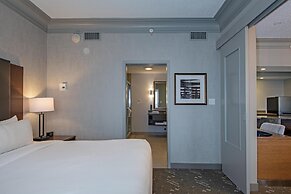 DoubleTree by Hilton Hotel West Edmonton