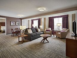 DoubleTree by Hilton Hotel West Edmonton