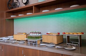 DoubleTree by Hilton Hotel & Conference Centre Regina