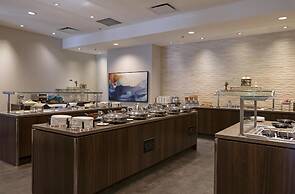 DoubleTree by Hilton Hotel & Conference Centre Regina