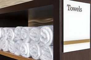 DoubleTree by Hilton Hotel & Conference Centre Regina