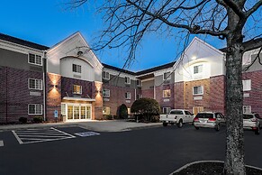 Candlewood Suites Glen Allen-Short Pump by IHG