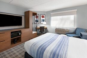 AmericInn by Wyndham Chippewa Falls