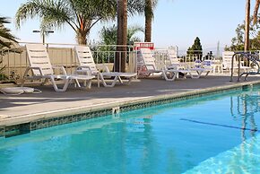 LA Crystal Hotel - Los Angeles Area