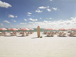 Grand Beach Hotel Surfside