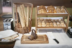 La Couronne Atelier Dependance