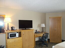 AmericInn by Wyndham Aberdeen - Event Center