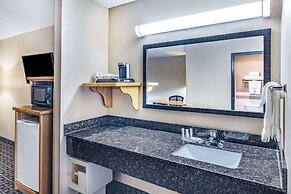 AmericInn by Wyndham Aberdeen - Event Center